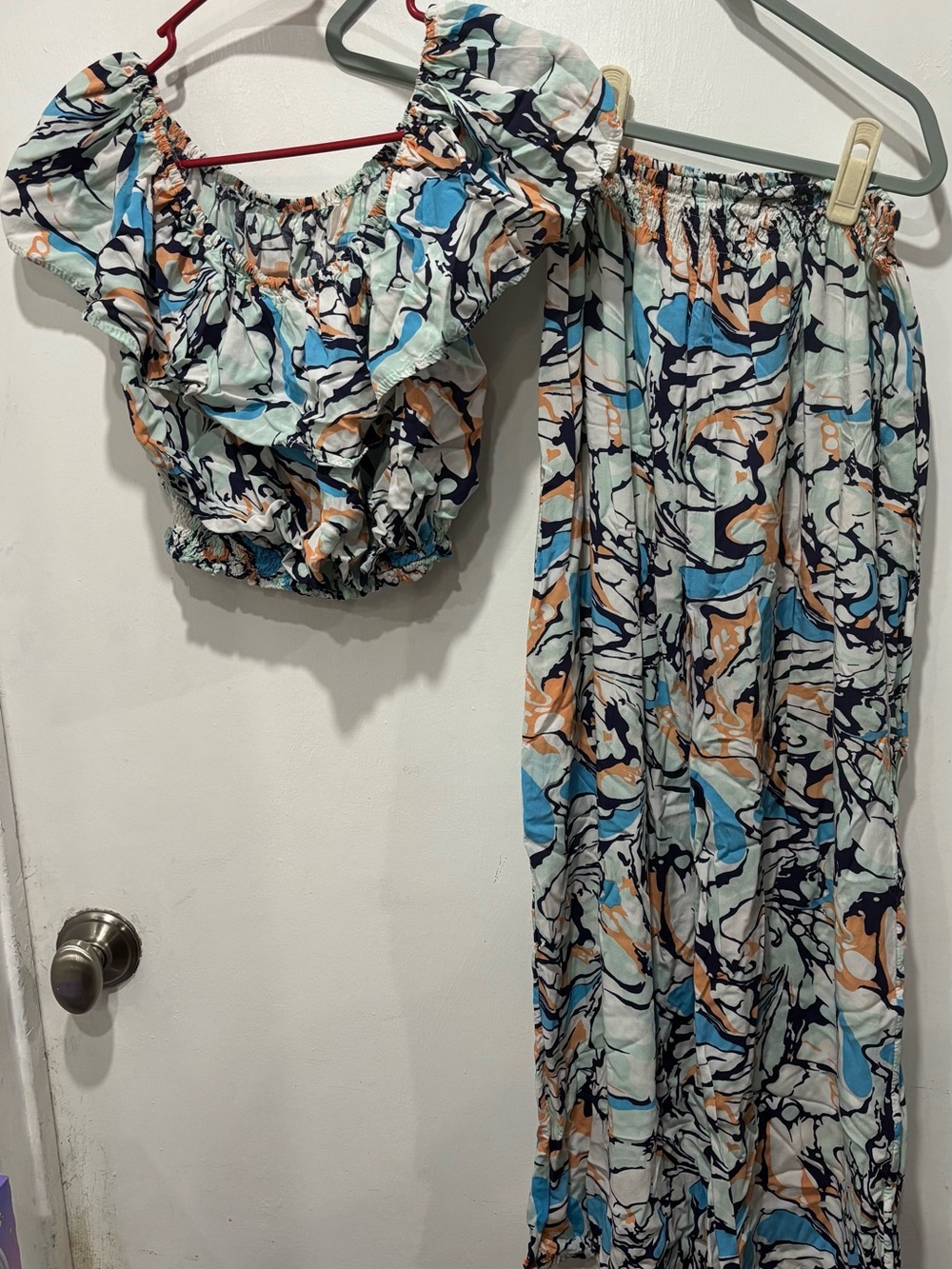Two-Piece Marble Print Set — Blue, Black & Cream